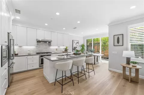 Kitchen - 192 Crescent Moon, Irvine, CA 92602 photo 2 of 3