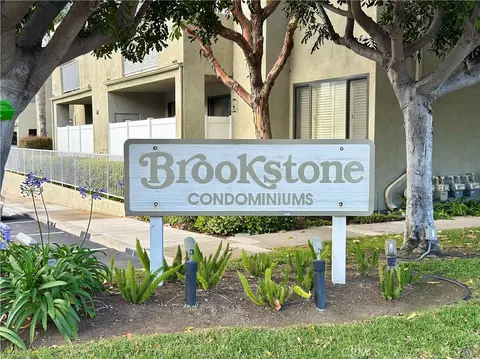 17661 Sergio Cir #CI103, Huntington Beach, CA 92647