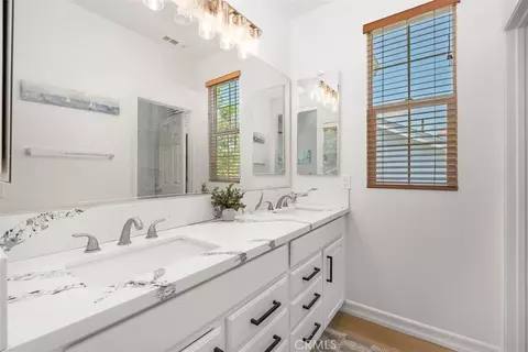 Bath - 10 Thorp, Ladera Ranch, CA 92694 photo 3 of 4