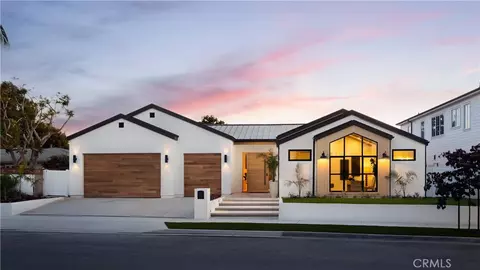 1453 Galaxy Dr, Newport Beach, CA 92660