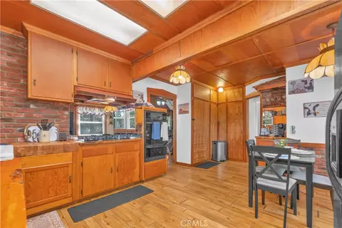 Entry Way - 161 Round, Big Bear Lake, CA 92315 photo 3 of 4