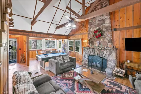 Living - 161 Round, Big Bear Lake, CA 92315 photo 5 of 5