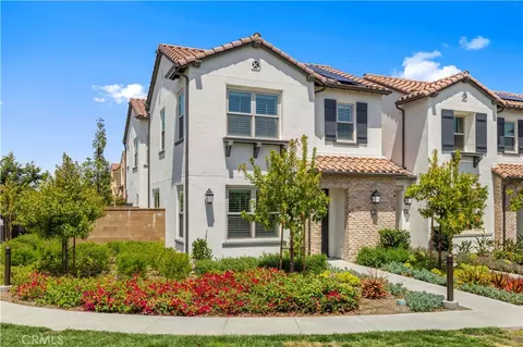 Exterior - 222 Ashby, Irvine, CA 92618 photo 5 of 11