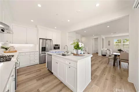 Entry Way - 222 Ashby, Irvine, CA 92618 photo 5 of 8