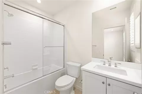 Bath - 222 Ashby, Irvine, CA 92618 photo 2 of 3