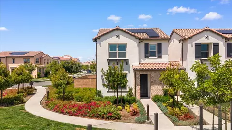 Exterior - 222 Ashby, Irvine, CA 92618 photo 4 of 11
