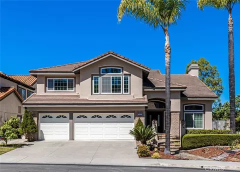 19151 Red Blf, Trabuco Canyon, CA 92679