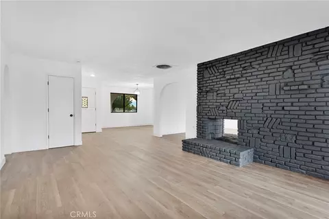 Living - 15620 Ramona, Apple Valley, CA 92307 photo 2 of 7