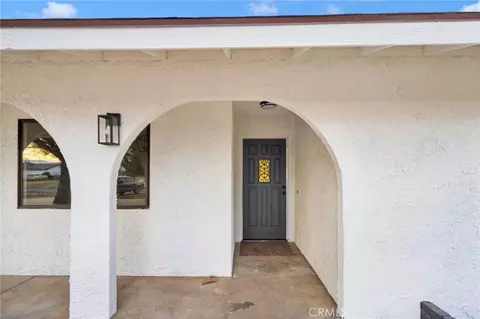 Exterior - 15620 Ramona, Apple Valley, CA 92307 photo 4 of 6