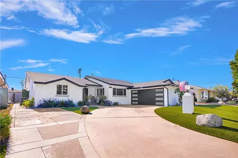 1809 N College, Long Beach, CA 90815