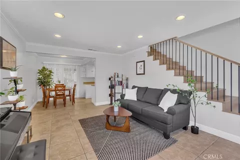 745 Claraday #6, Glendora, CA 91740