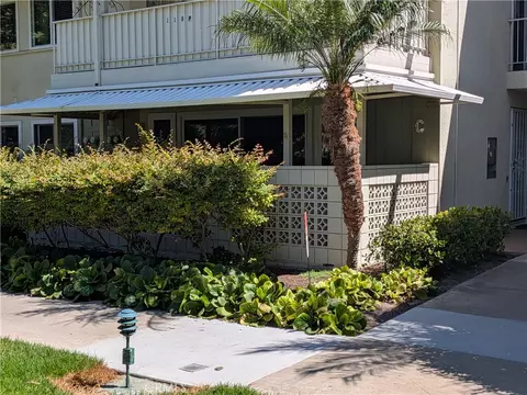 118 Via Estrada C, Laguna Woods, CA 92637