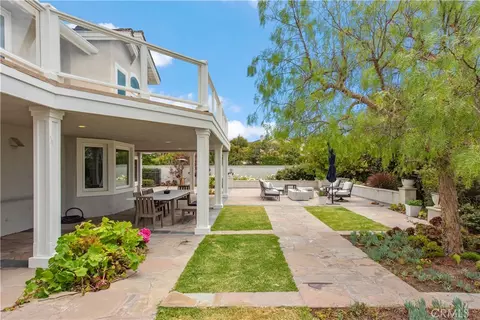 Exterior - 111 Hillcrest Dr, Irvine, CA 92603 photo 6 of 7