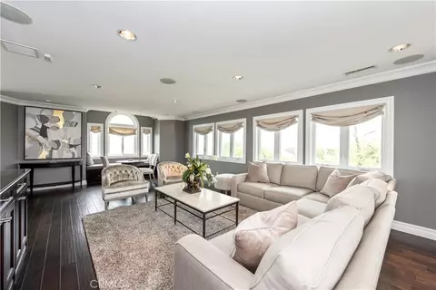 Living - 111 Hillcrest Dr, Irvine, CA 92603 photo 5 of 6