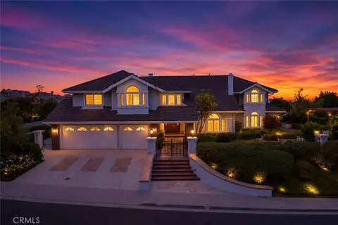 111 Hillcrest Dr, Irvine, CA 92603