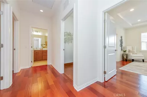Entry Way - 117 Gemstone, Irvine, CA 92620 photo 4 of 5
