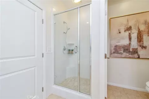 Bath - 117 Gemstone, Irvine, CA 92620 photo 3 of 4