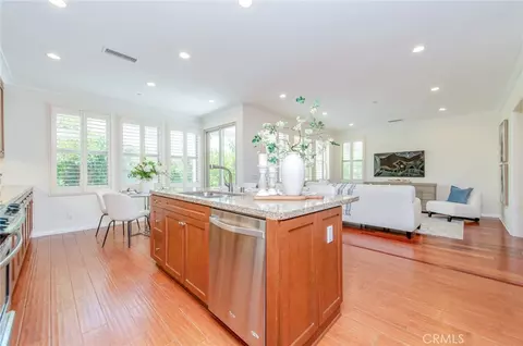 Kitchen - 117 Gemstone, Irvine, CA 92620 photo 6 of 6