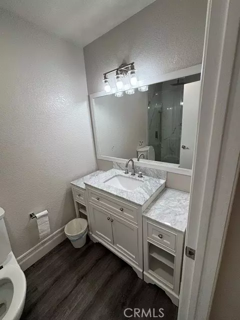 Bath - 1000 Central #19, Riverside, CA 92507 photo 4 of 5