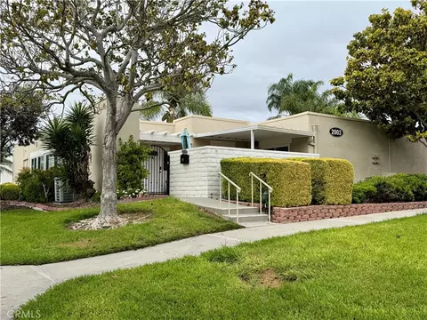 2003 Via Mariposa #A, Laguna Woods, CA 92637