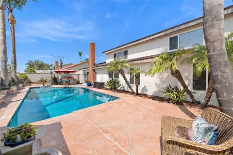 11088 Blue Allium Ave, Fountain Valley, CA 92708