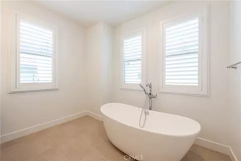 Bath - 886 Francesca, Walnut, CA 91789 photo 3 of 5