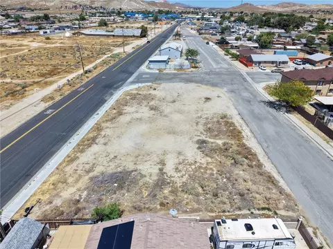 2643 Dixie St, Rosamond, CA 93560 photo 11