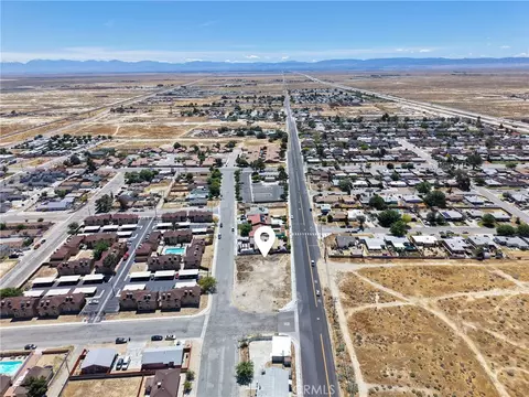 2643 Dixie St, Rosamond, CA 93560 photo 12