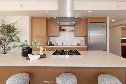 9 Macarthur Pl #602, Santa Ana, CA 92707