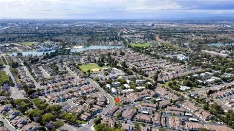 336 Fallingstar, Irvine, CA 92614
