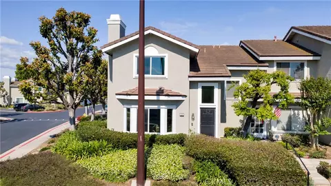 336 Fallingstar, Irvine, CA 92614
