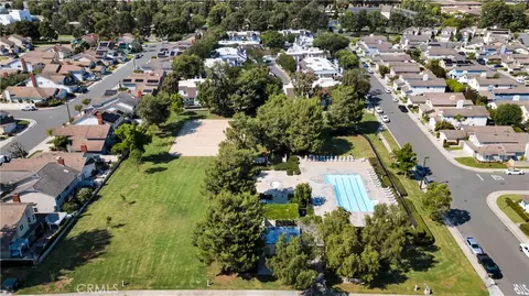 View/Area - 336 Fallingstar, Irvine, CA 92614 photo 12 of 19