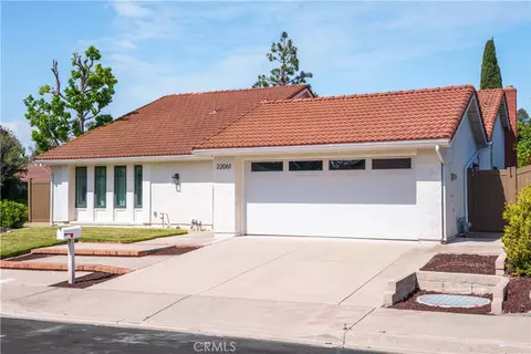 22061 Comanche, Lake Forest, CA 92630 photo 3