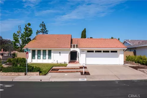 22061 Comanche, Lake Forest, CA 92630 photo 2
