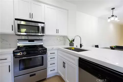 28286 Pueblo Dr, Trabuco Canyon, CA 92679
