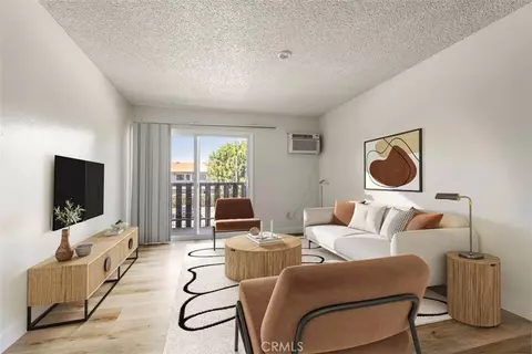 801 S Lyon #A205, Santa Ana, CA 92705
