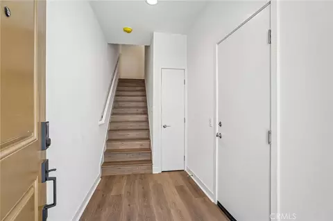 Entry Way - 965 W Dhalia St, Compton, CA 90220 photo 1 of 3