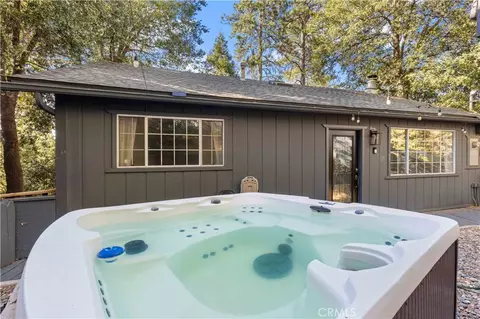 Other - 24556 Geneva Dr, Crestline, CA 92325 photo 4 of 9