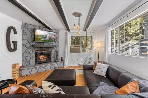 Living - 24556 Geneva Dr, Crestline, CA 92325 photo 2 of 2