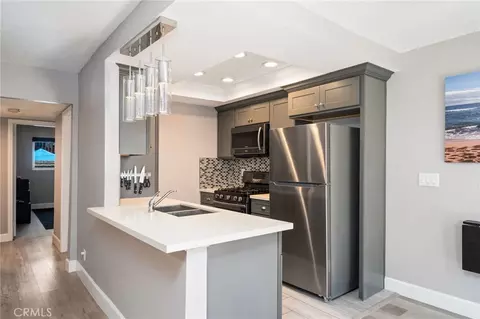 609 S Newhope St UNIT B, Santa Ana, CA 92704