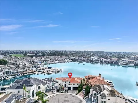 16412 Ardsley Cir, Huntington Beach, CA 92649