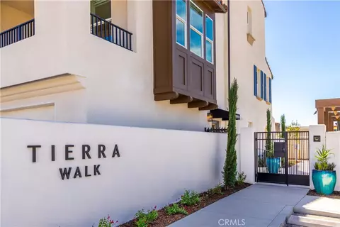170 Tierra Ln, Cypress, CA 90630