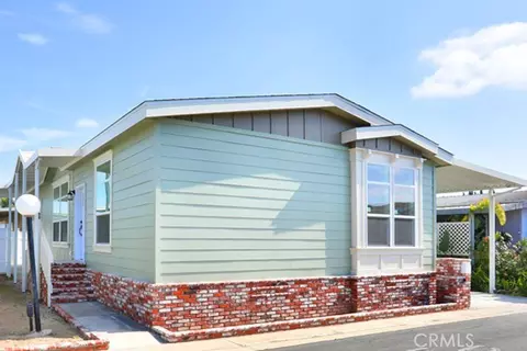 46 Estrella, Tustin, CA 92780 photo 3