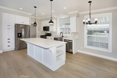 46 Estrella, Tustin, CA 92780 photo 5