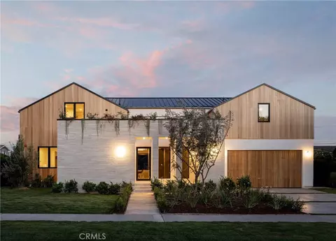 1738 Paloma Dr, Newport Beach, CA 92660