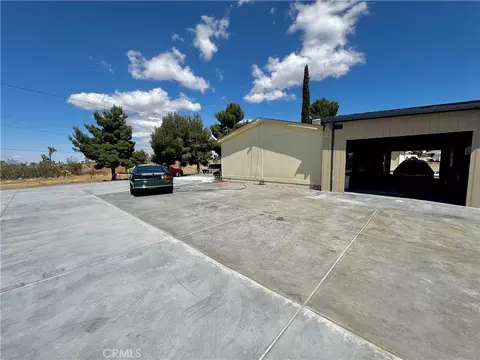 2775 Duncan Rd, Phelan, CA 92371 photo 2