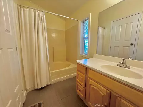 2775 Duncan Rd, Phelan, CA 92371 photo 9