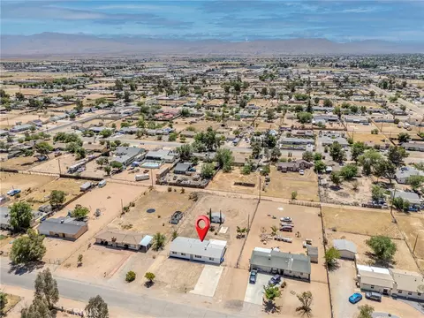 View/Area - 21865 Fox, Apple Valley, CA 92307 photo 3 of 4