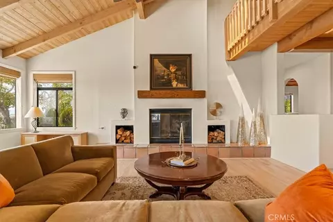 Living - 2323 Wilt, Fallbrook, CA 92028 photo 1 of 3