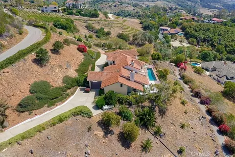 View/Area - 2323 Wilt, Fallbrook, CA 92028 photo 9 of 12